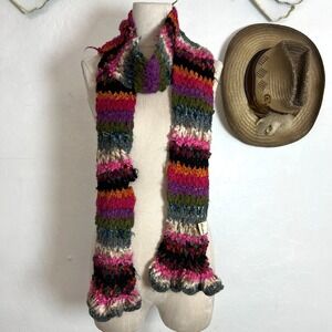 Vintage Mudd Y2K Chunky Knit Crochet Scarf Multicolor Boho Ruffle Edge Striped